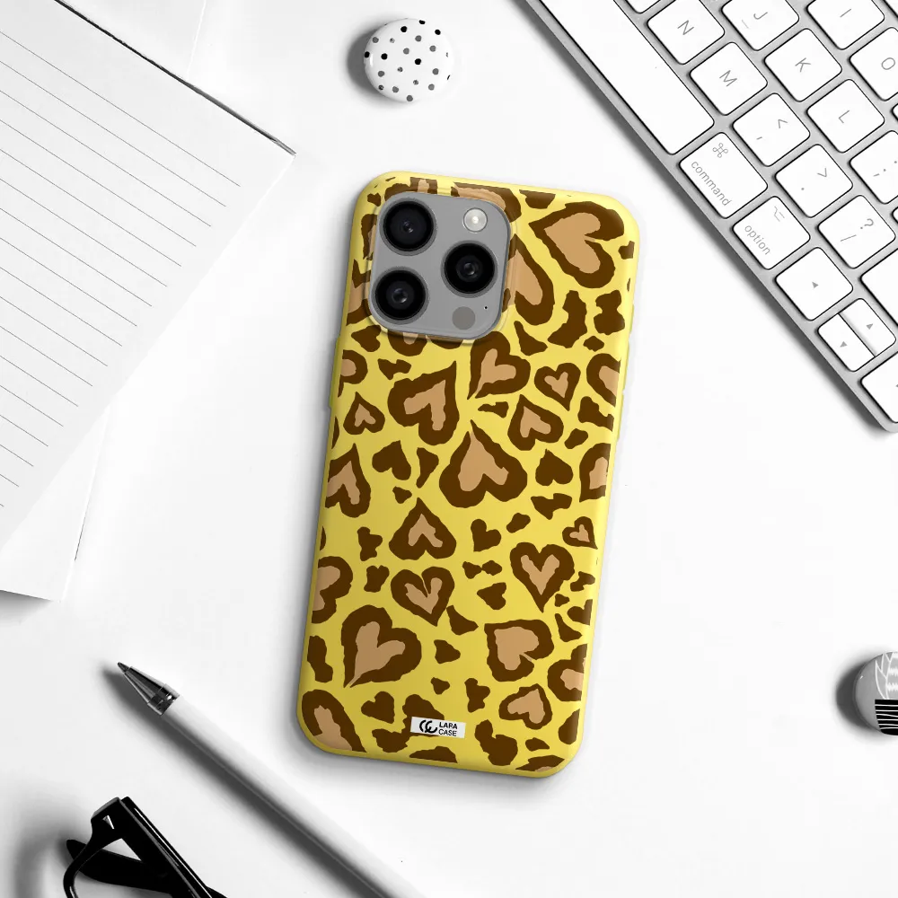 Heart Leopard Apple Iphone 15 Pro max Silicone canary yellow Case