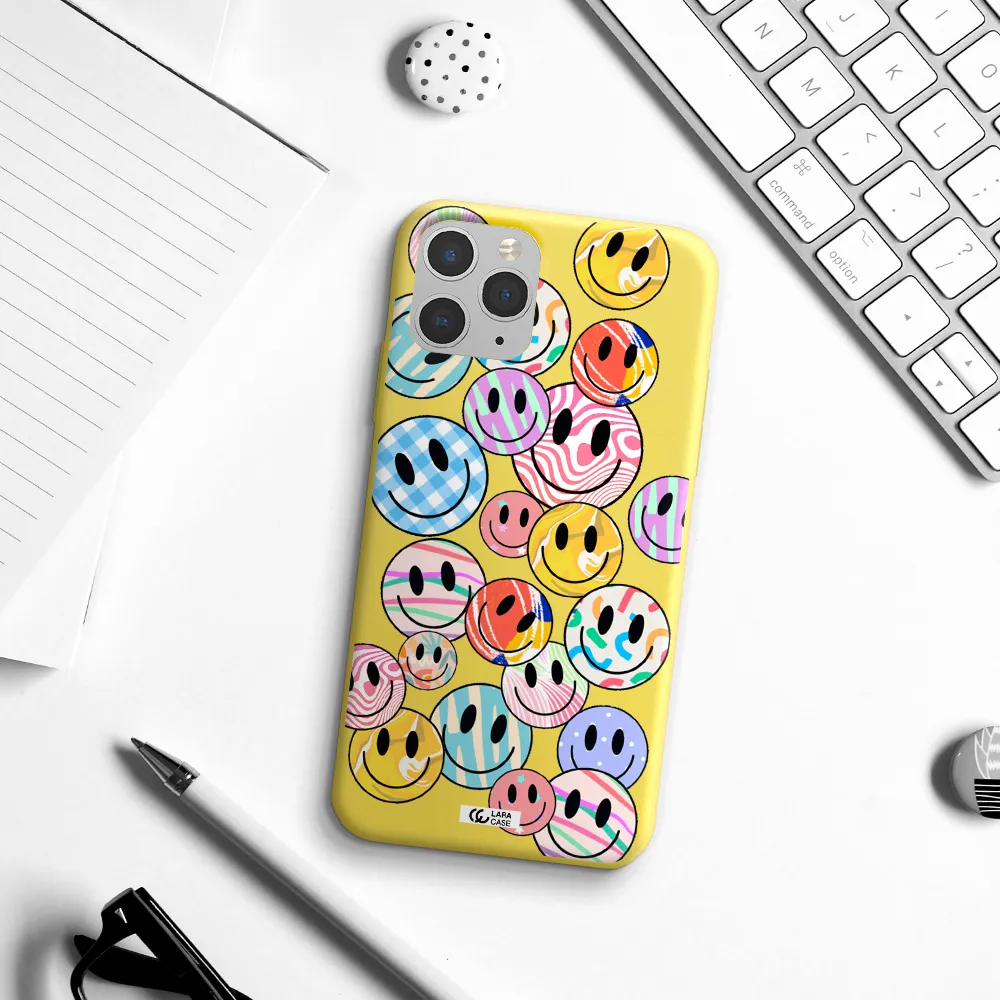 Colorful Smile Apple iPhone 11 pro Silicone canary yellow Case