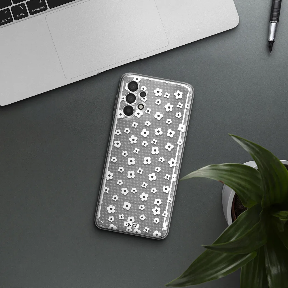 Five Petal White Flower Samsung A32 Clear TPU Case