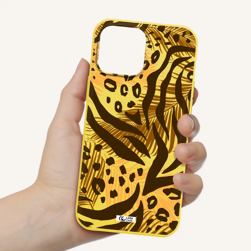 Be Wild Apple iPhone 13 Pro Silicone canary yellow Case