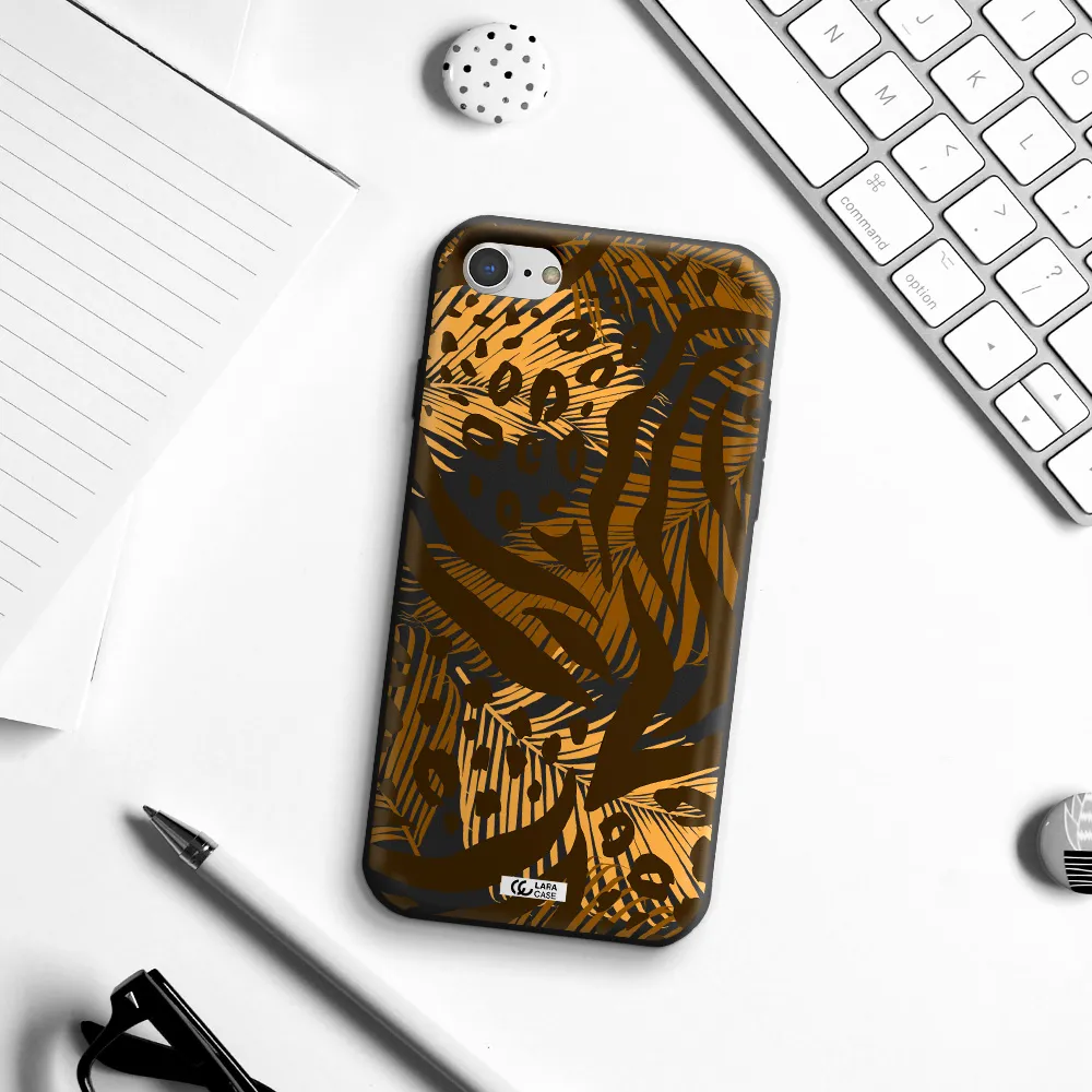 Be Wild Apple iPhone 8 Silicone black Case