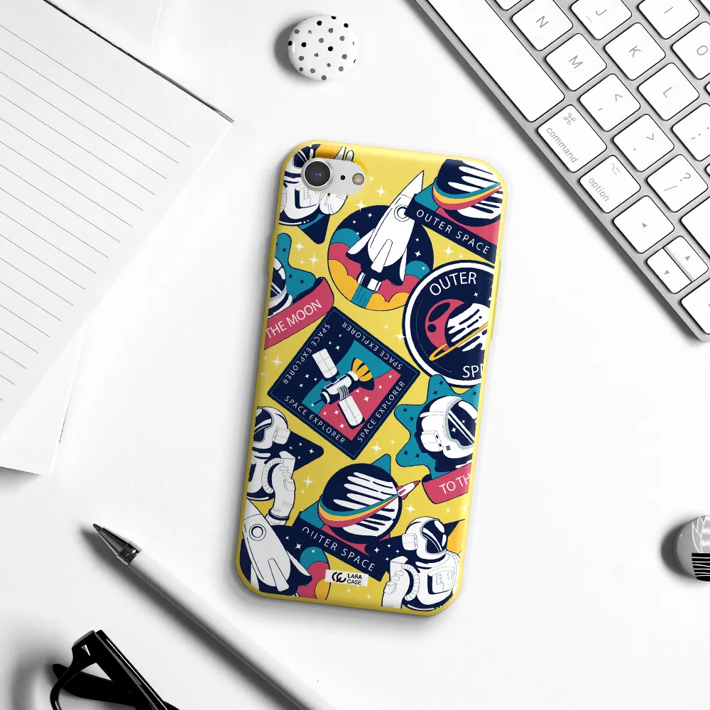 Astronaut Stickers Apple iPhone 7 Silicone canary yellow Case