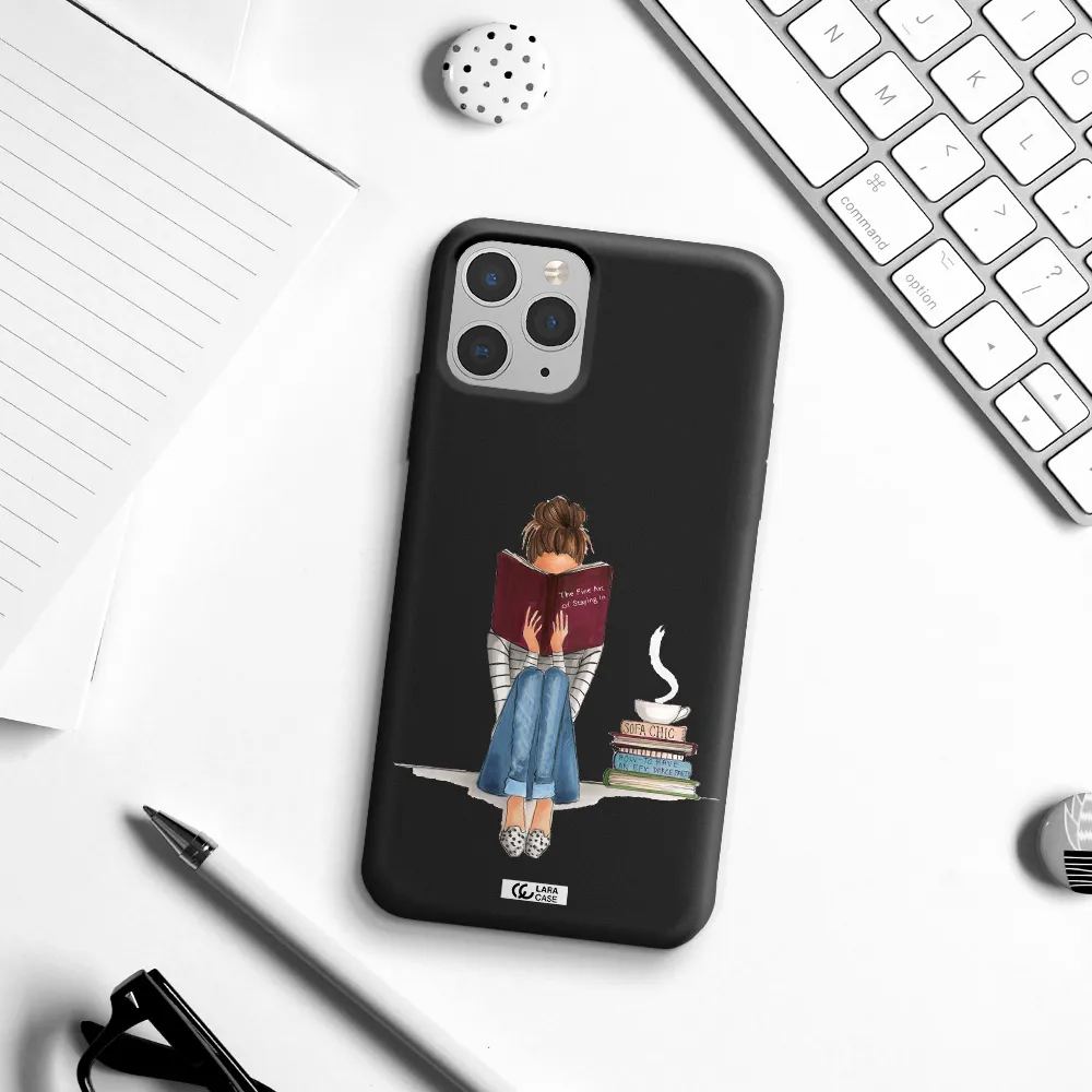 Reading Hobby Girl Apple iPhone 11 pro max Silicone black Case