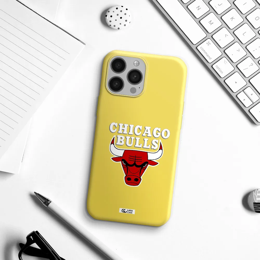 Chicago Bulls Apple iPhone 13 Pro Silicone canary yellow Case