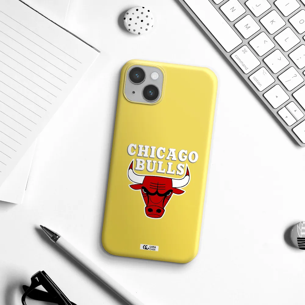 Chicago Bulls Apple iPhone 14 Silicone canary yellow Case