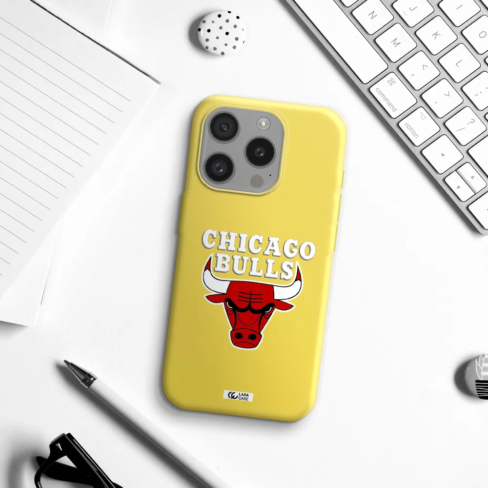 Chicago Bulls Apple Iphone 15 Pro Silicone Canary Yellow Case