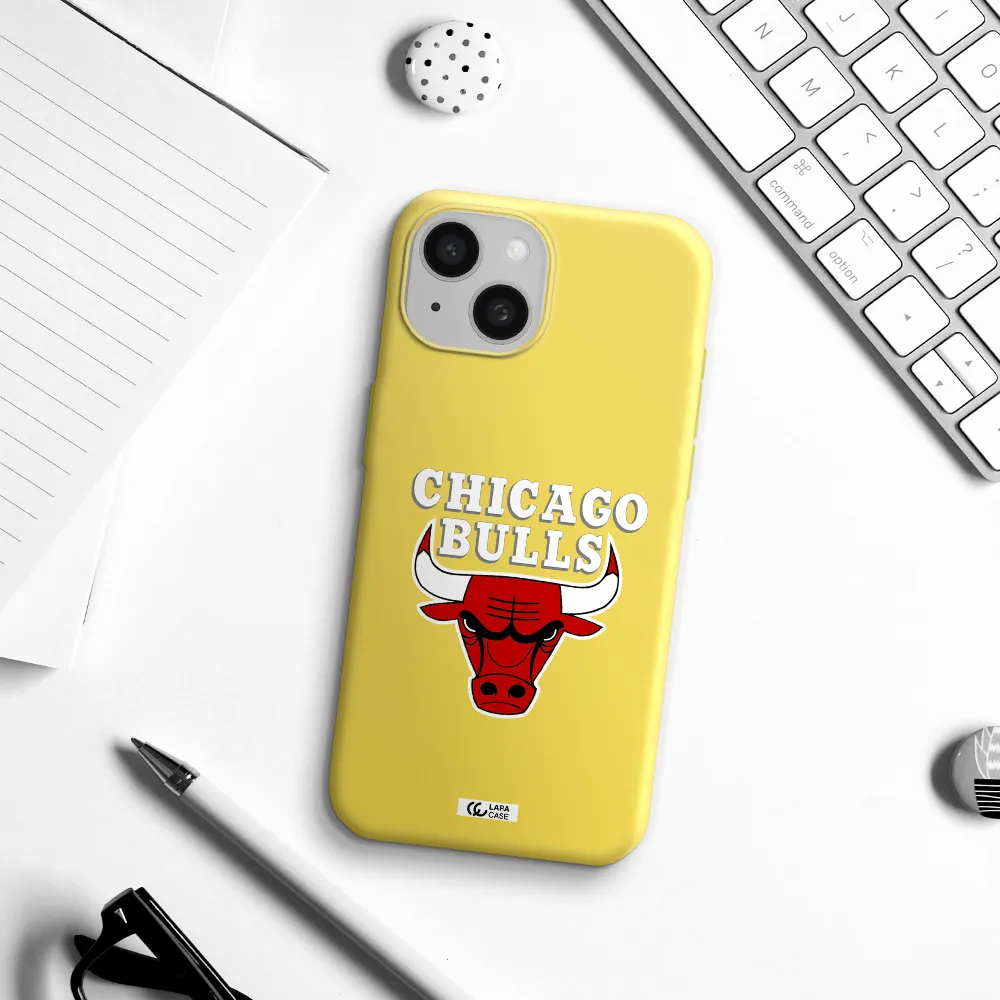 Chicago Bulls Apple iPhone 15 Silicone canary yellow Case