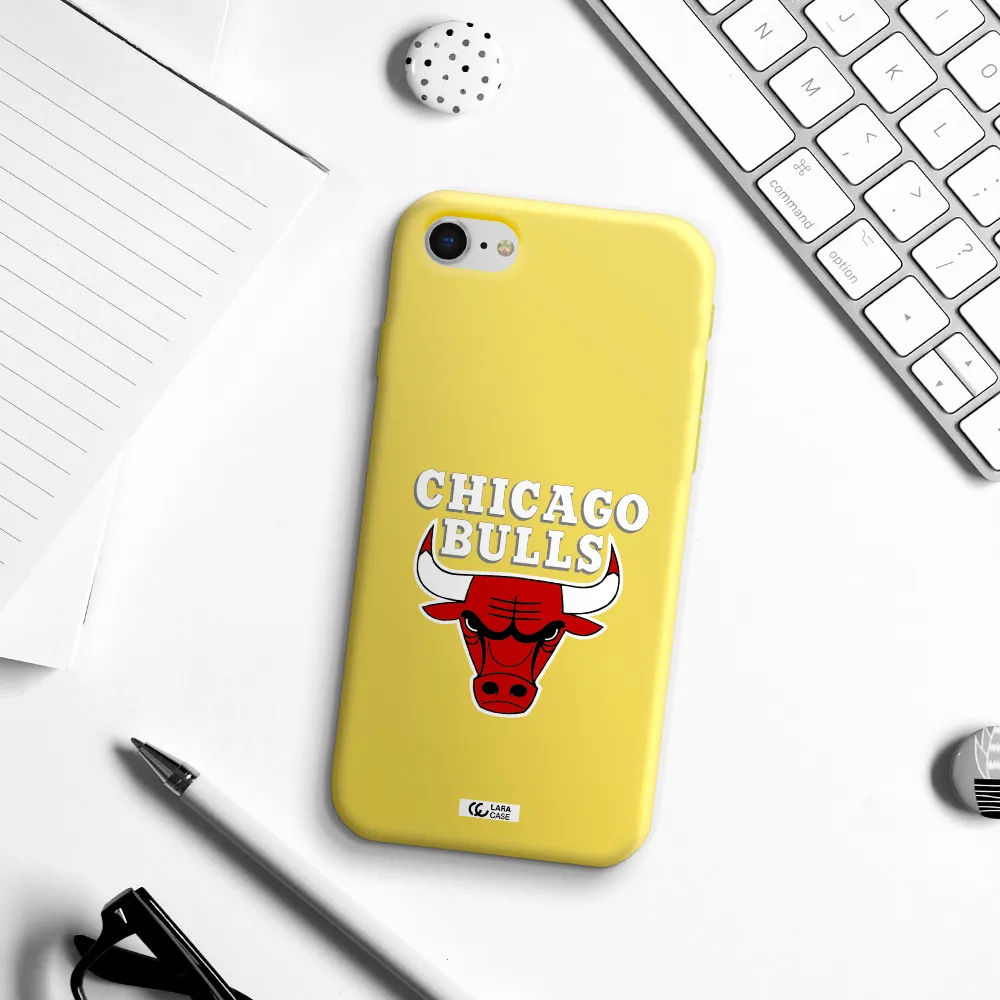 Chicago Bulls Apple iPhone se 2020 Silicone canary yellow Case