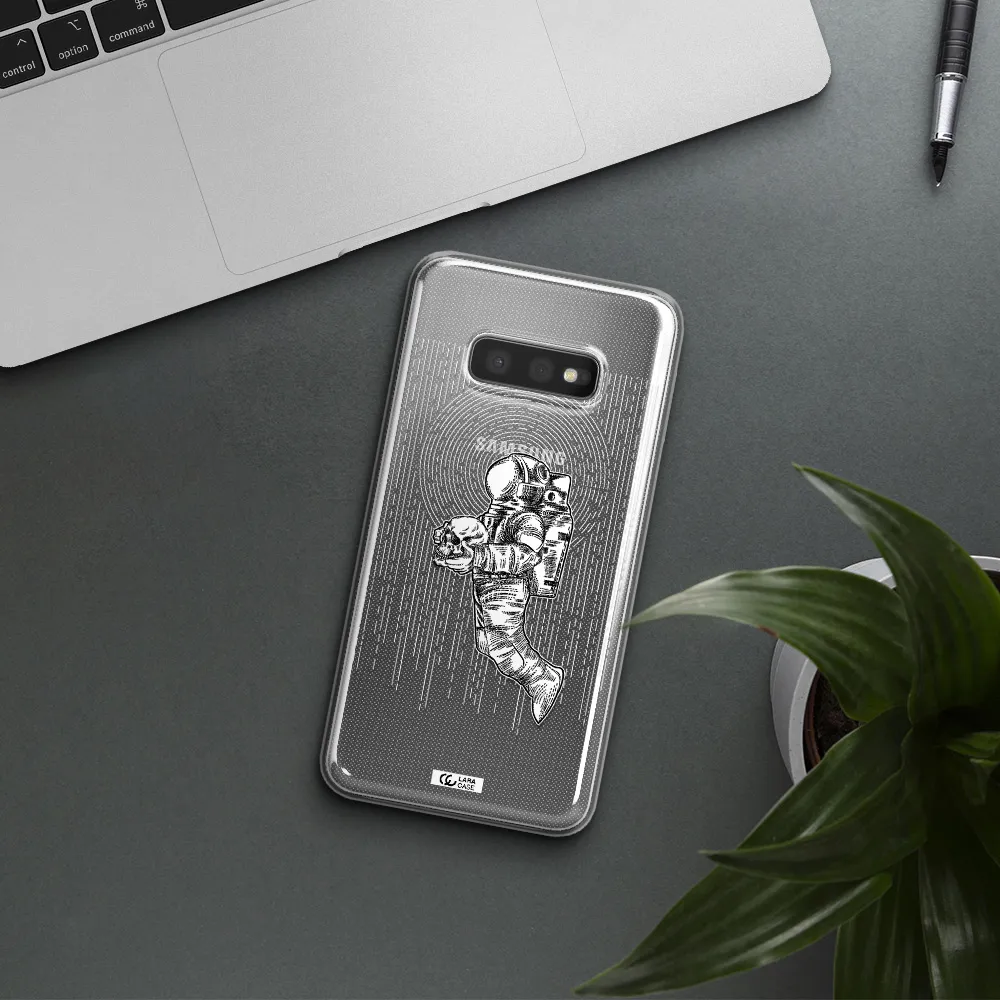 Astronaut Holding A Skull Samsung S10e Clear TPU Case