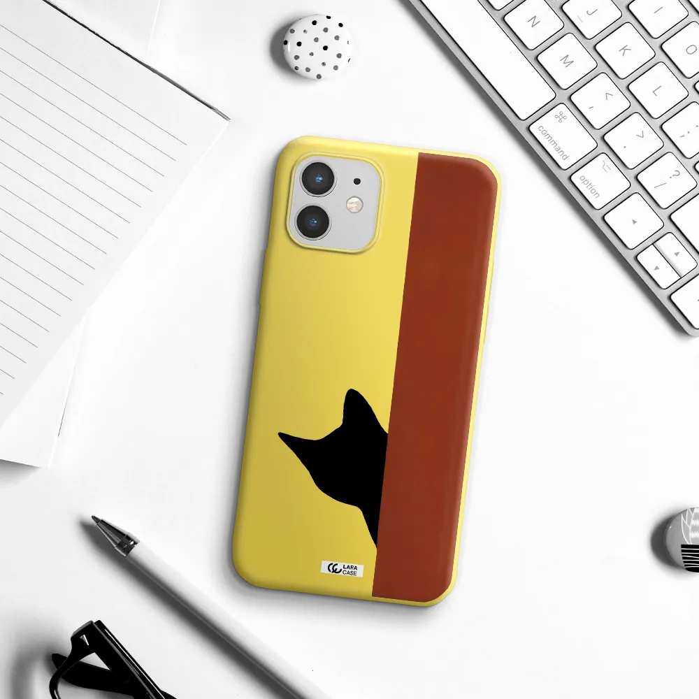 Black Cat Apple iPhone 12 Silicone canary yellow Case