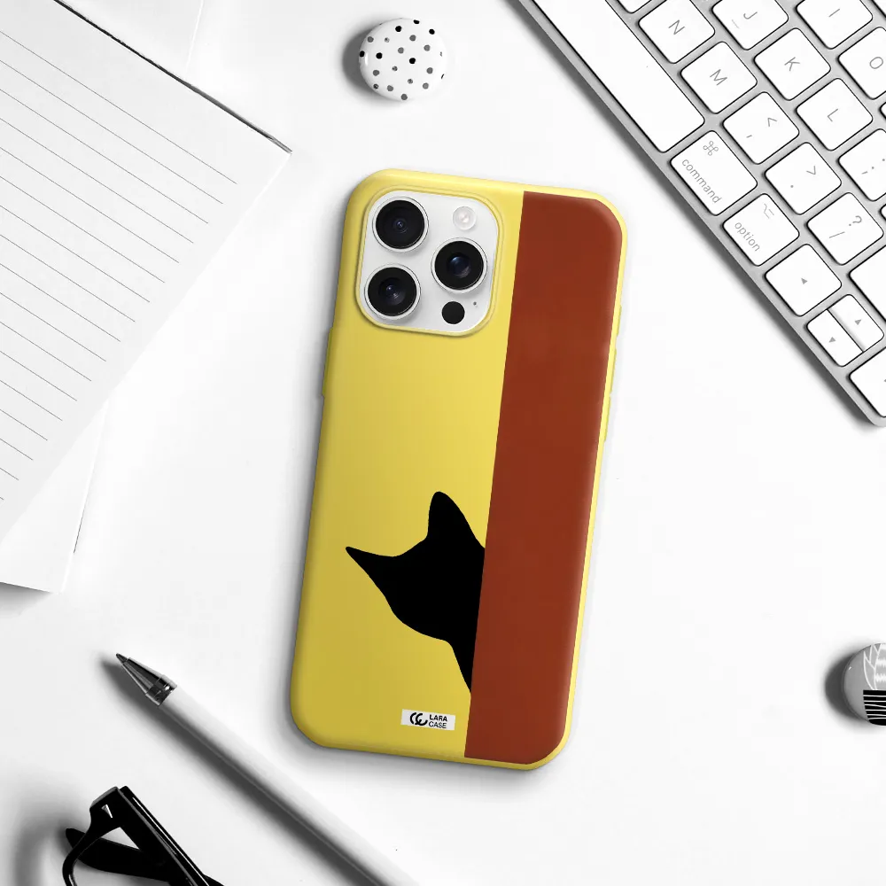Black Cat Apple Iphone 16 Pro Max Silicone Canary Yellow Case