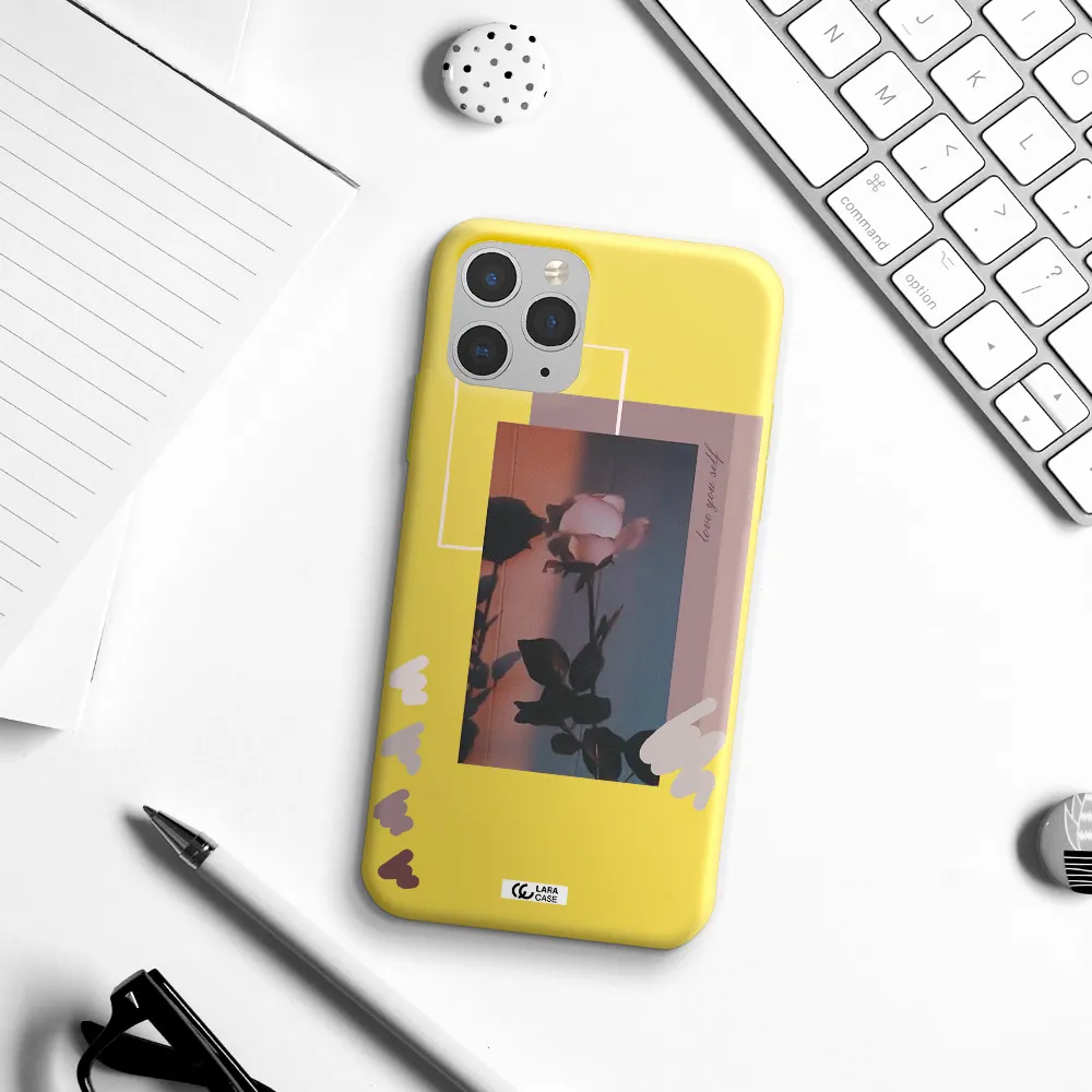 Pink Rose Apple iPhone 11 pro max Silicone canary yellow Case