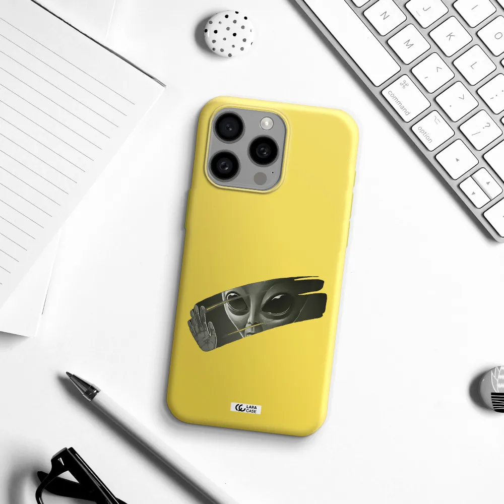 Alien Apple Iphone 15 Pro max Silicone canary yellow Case