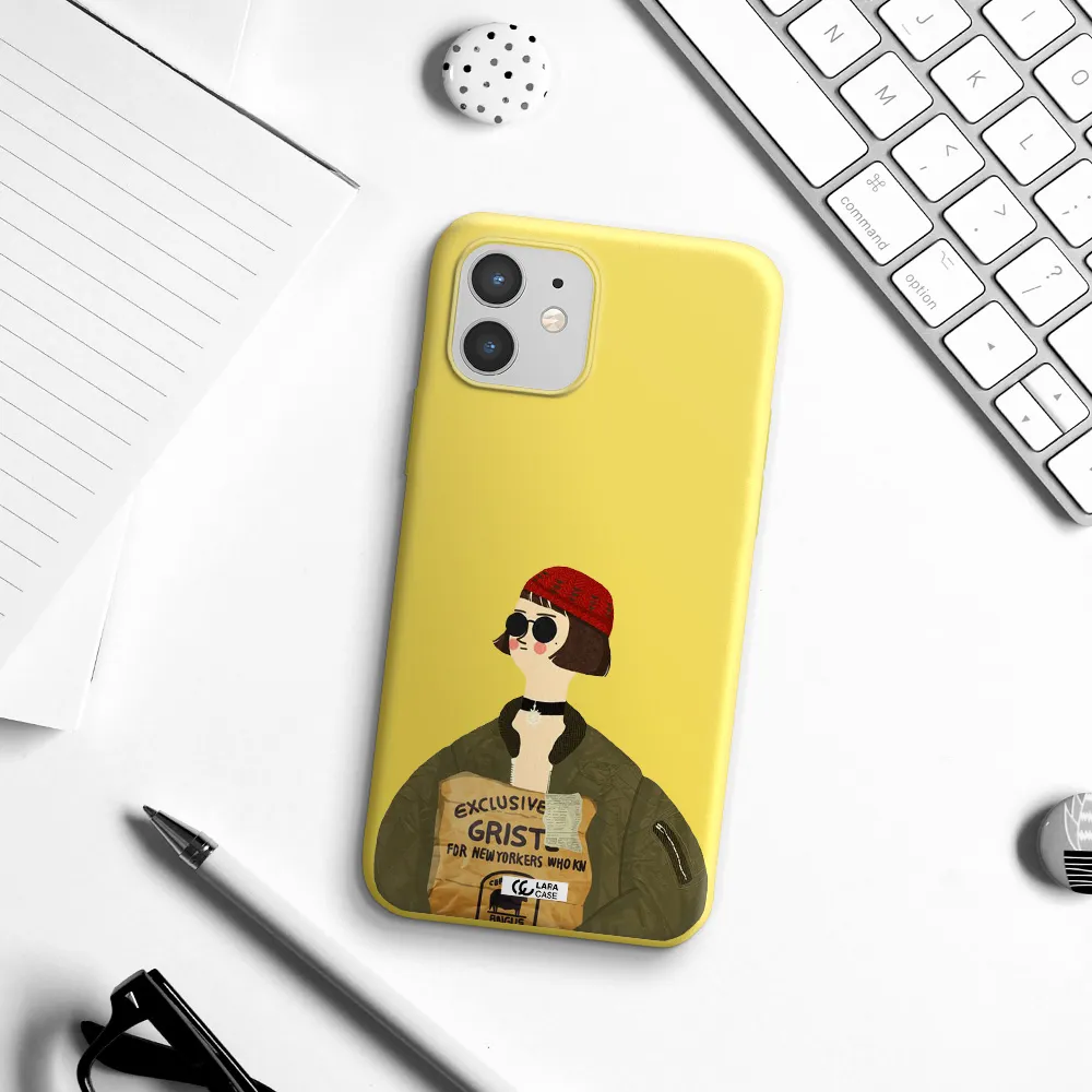 Mathilda Apple iPhone 12 Silicone canary yellow Case