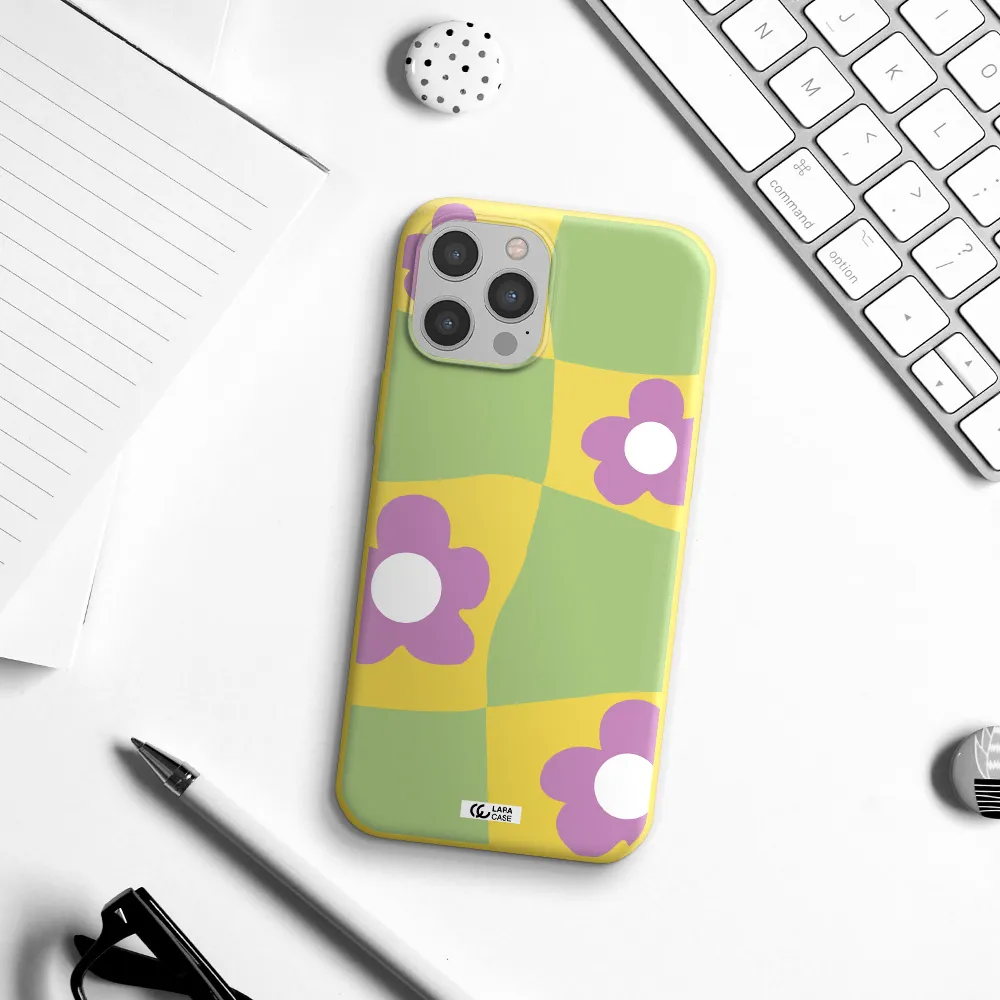 Five Petal Purple Flower Apple iPhone 12 pro max Silicone canary yellow Case