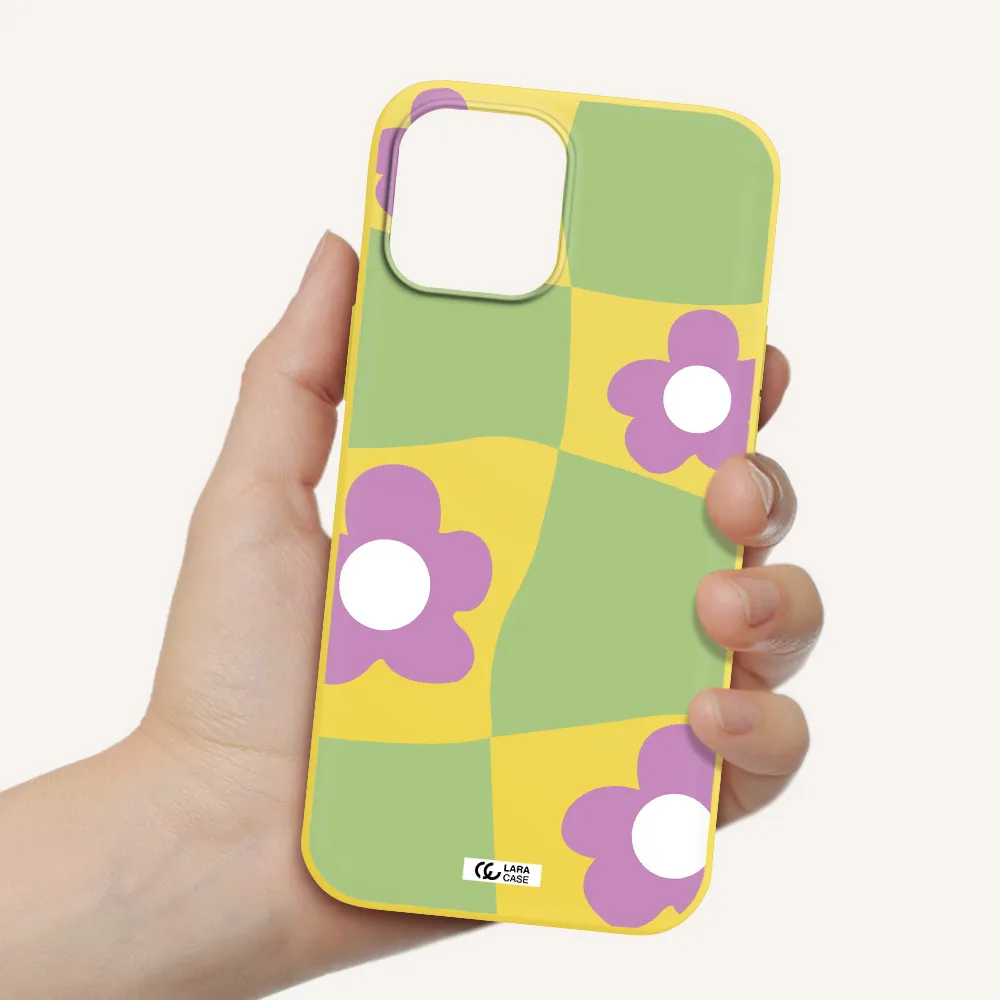 Five Petal Purple Flower Apple iPhone 12 pro Silicone canary yellow Case