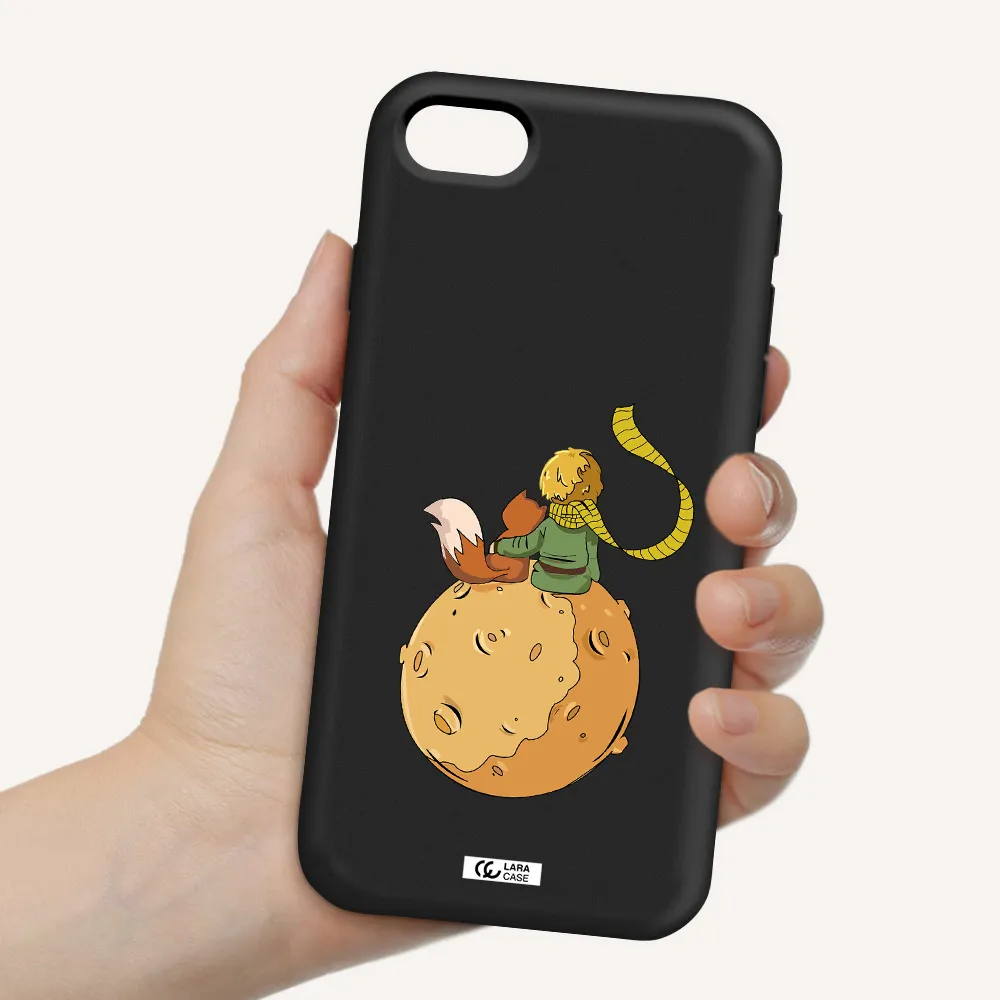 a cartoon of a fox and a fox sitting on a planet Apple iPhone se 2020 Silicone black Case