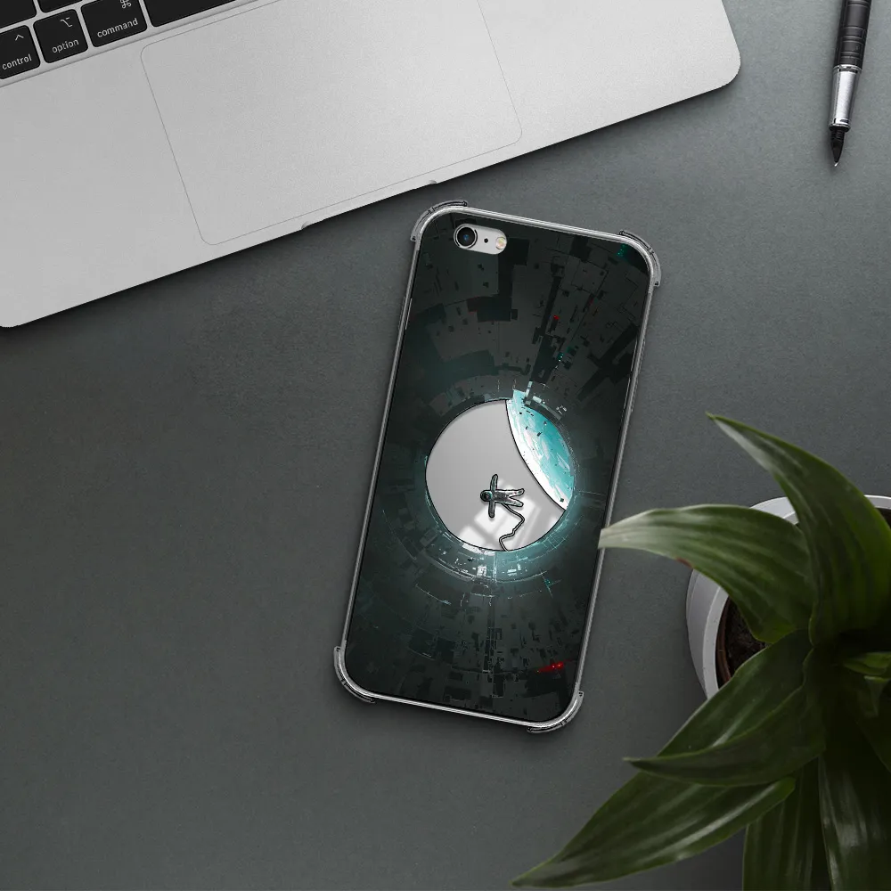 a astronaut in a space station Apple iPhone 6 plus Clear PC Case