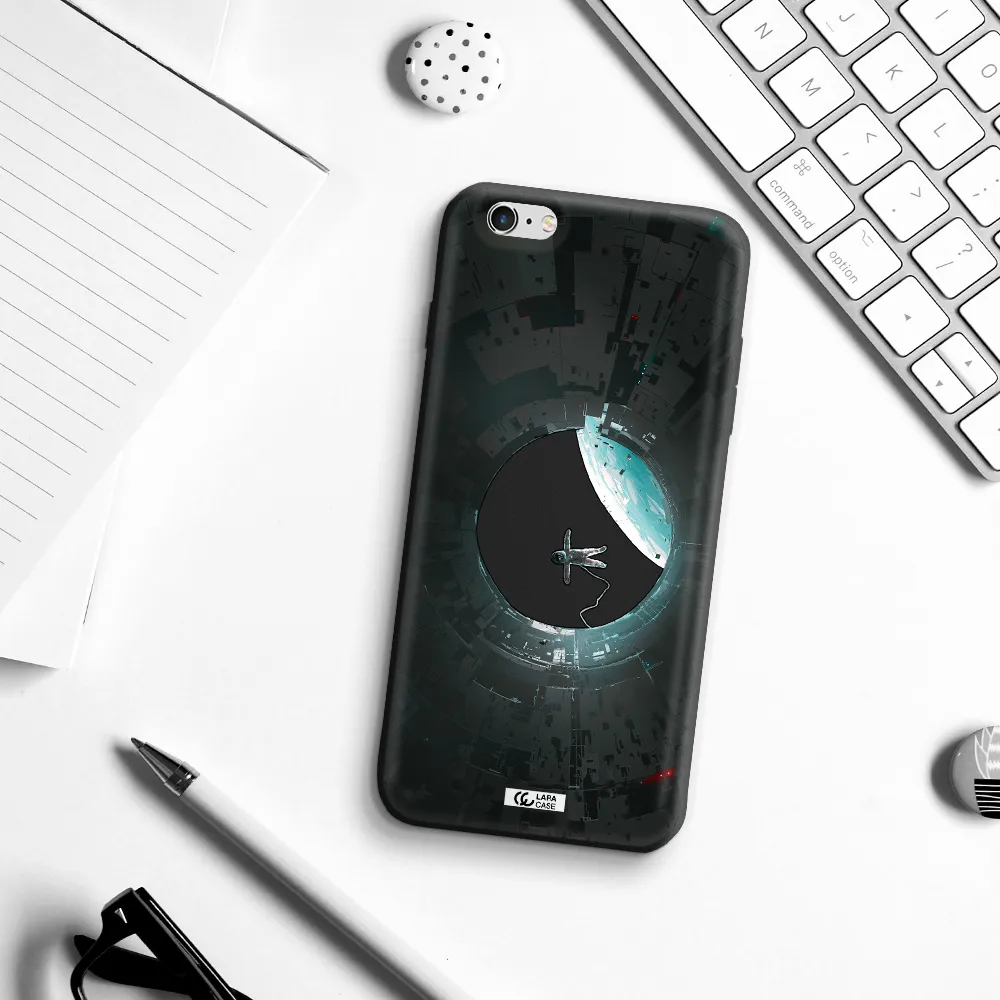 a astronaut in a space station Apple iPhone 6 plus Silicone black Case