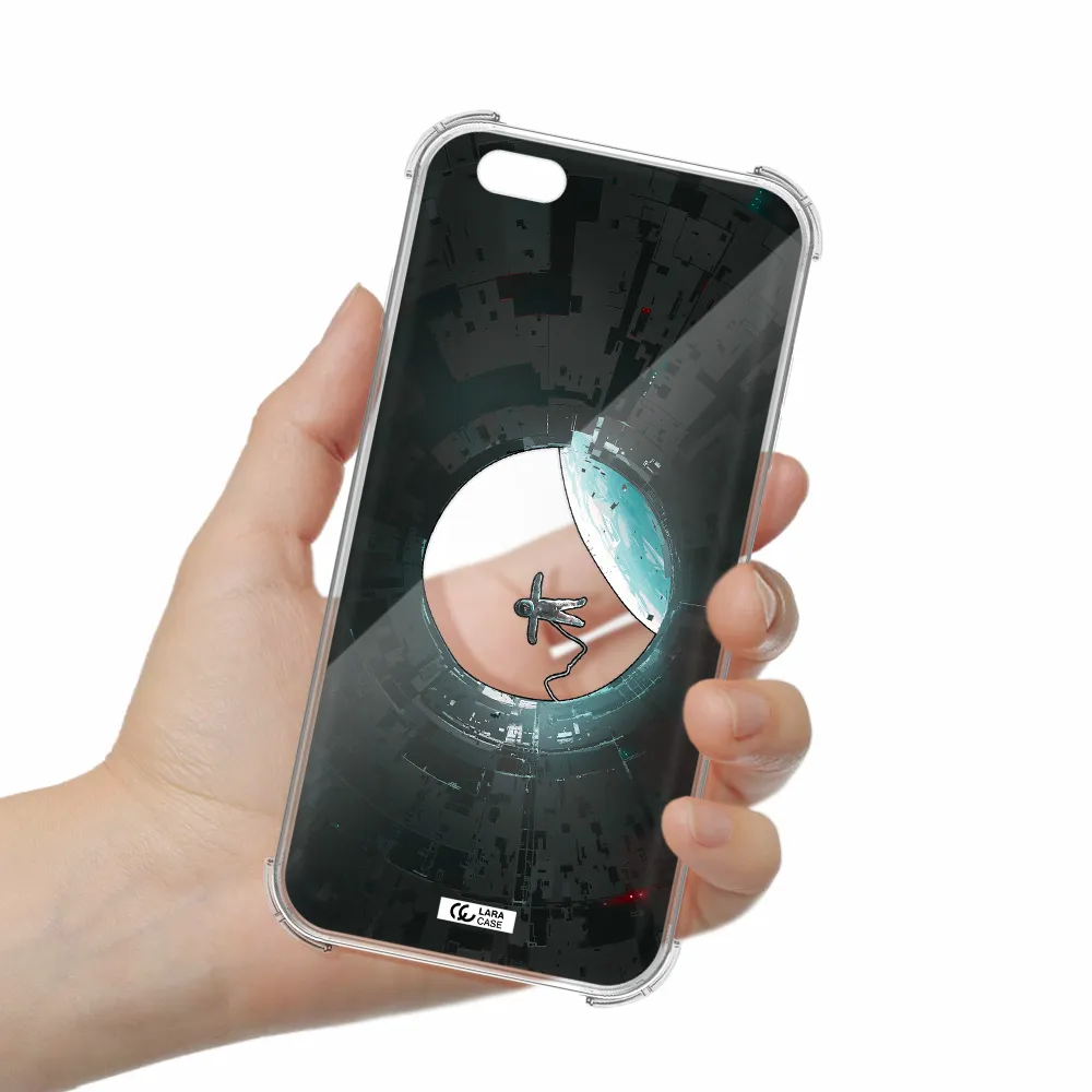 a astronaut in a space station Apple iPhone 6 s plus Clear PC Case