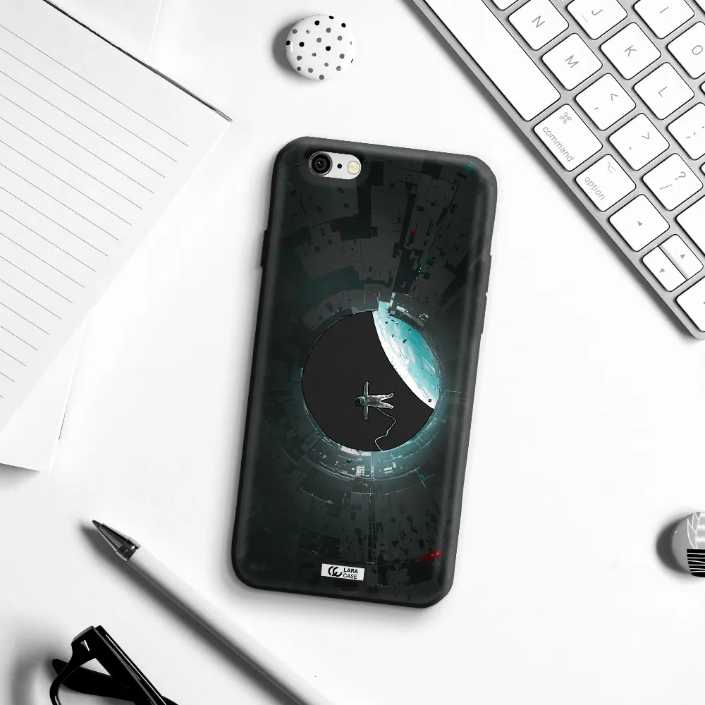 a astronaut in a space station Apple iPhone 6 Silicone black Case