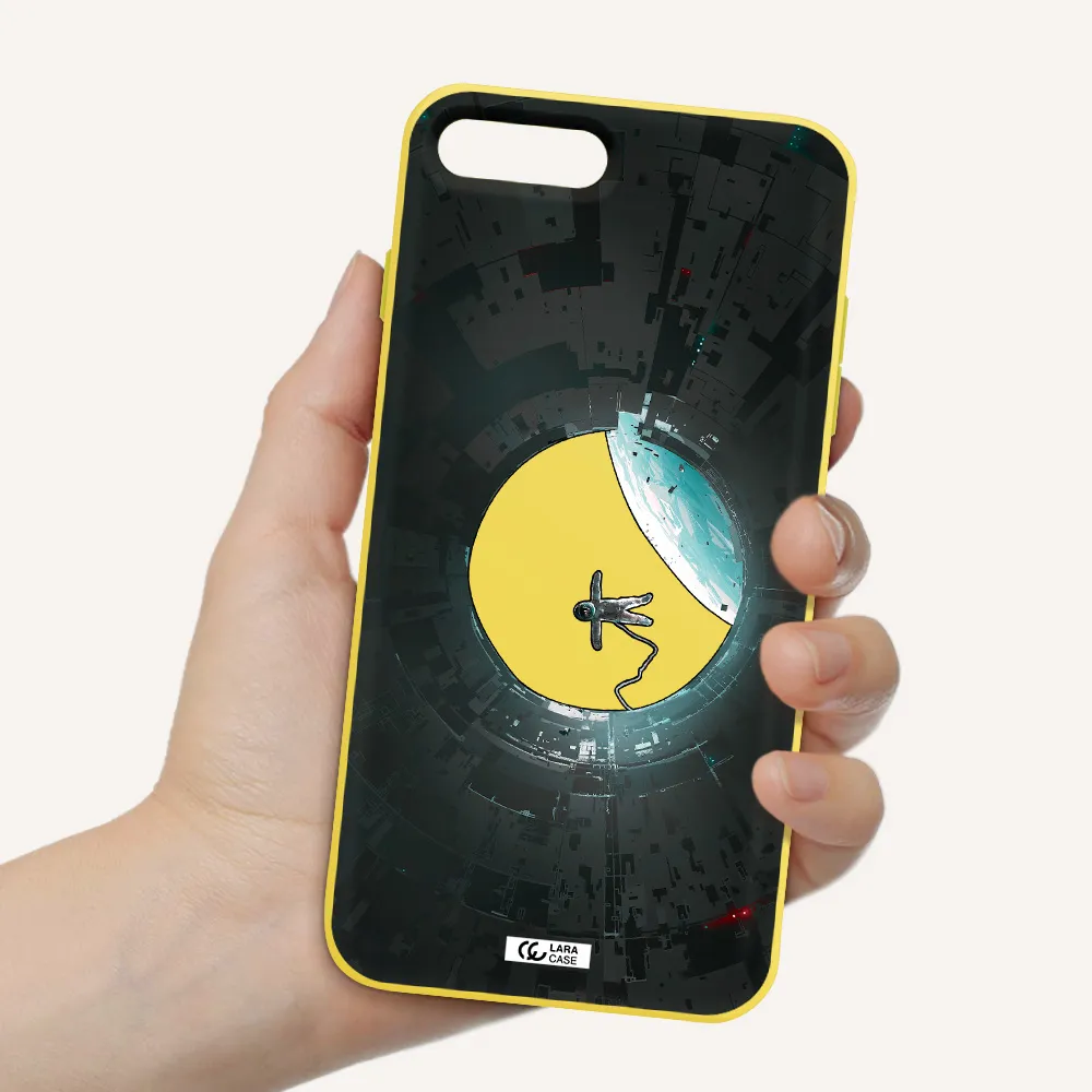 a astronaut in a space station Apple iPhone 7 plus Silicone canary yellow Case