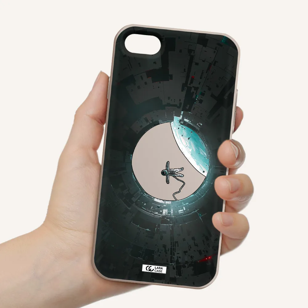 a astronaut in a space station Apple iPhone 7 Silicone Stone Case