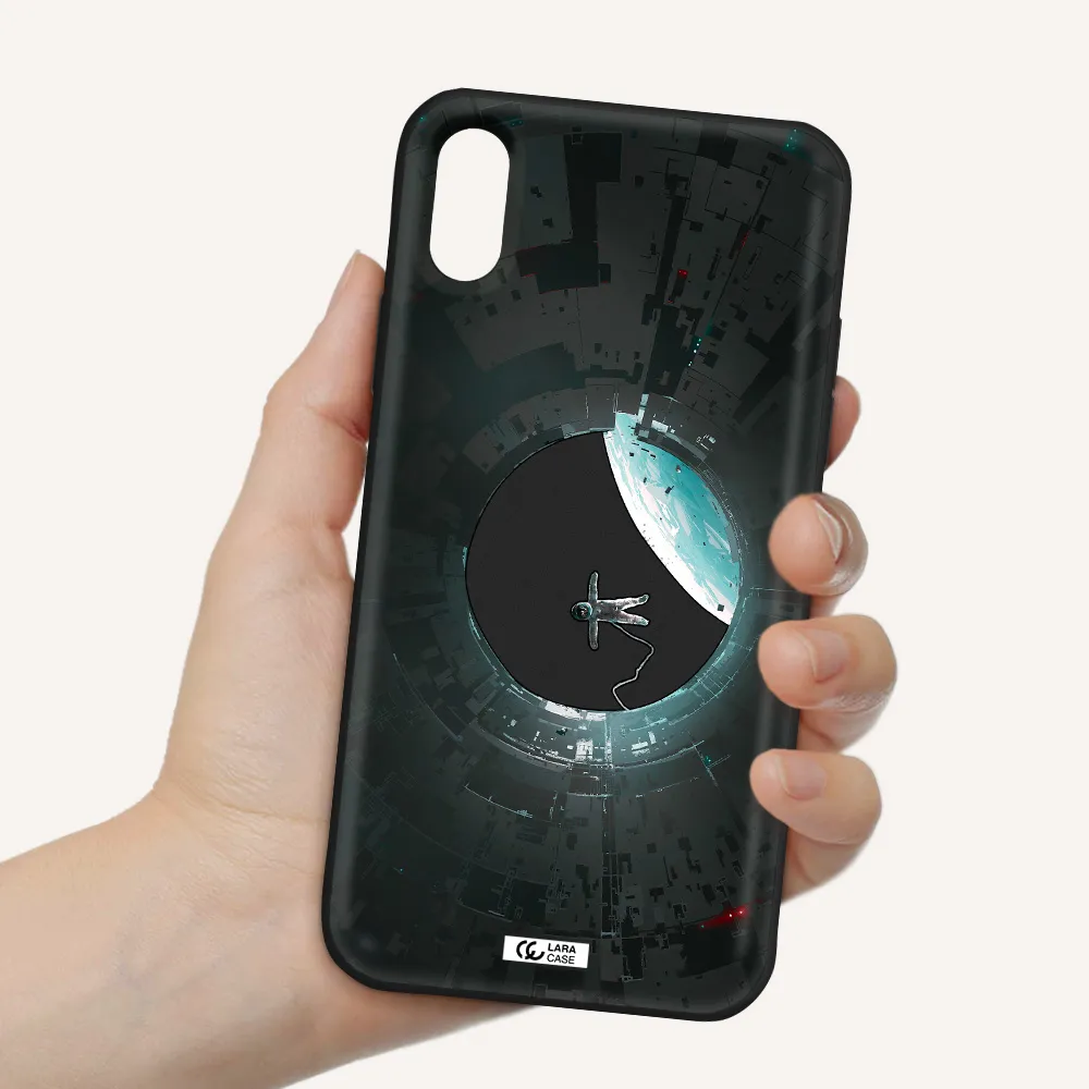a astronaut in a space station Apple iPhone X Silicone black Case