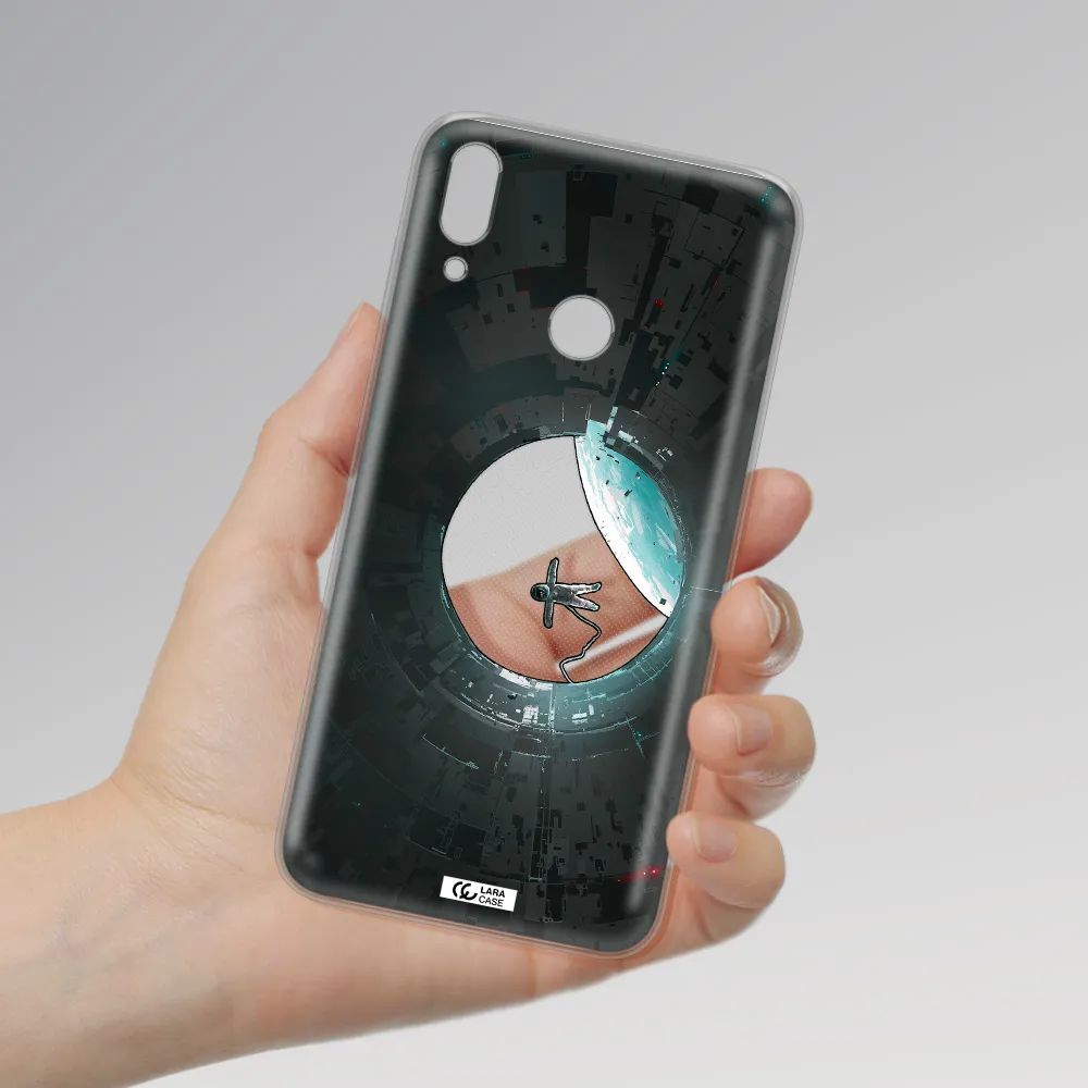 a astronaut in a space station Huawei Y7 2019 Clear TPU Case