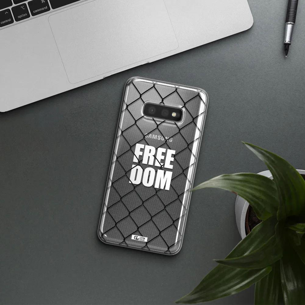 a close-up of a chain link fence Samsung S10e Clear TPU Case