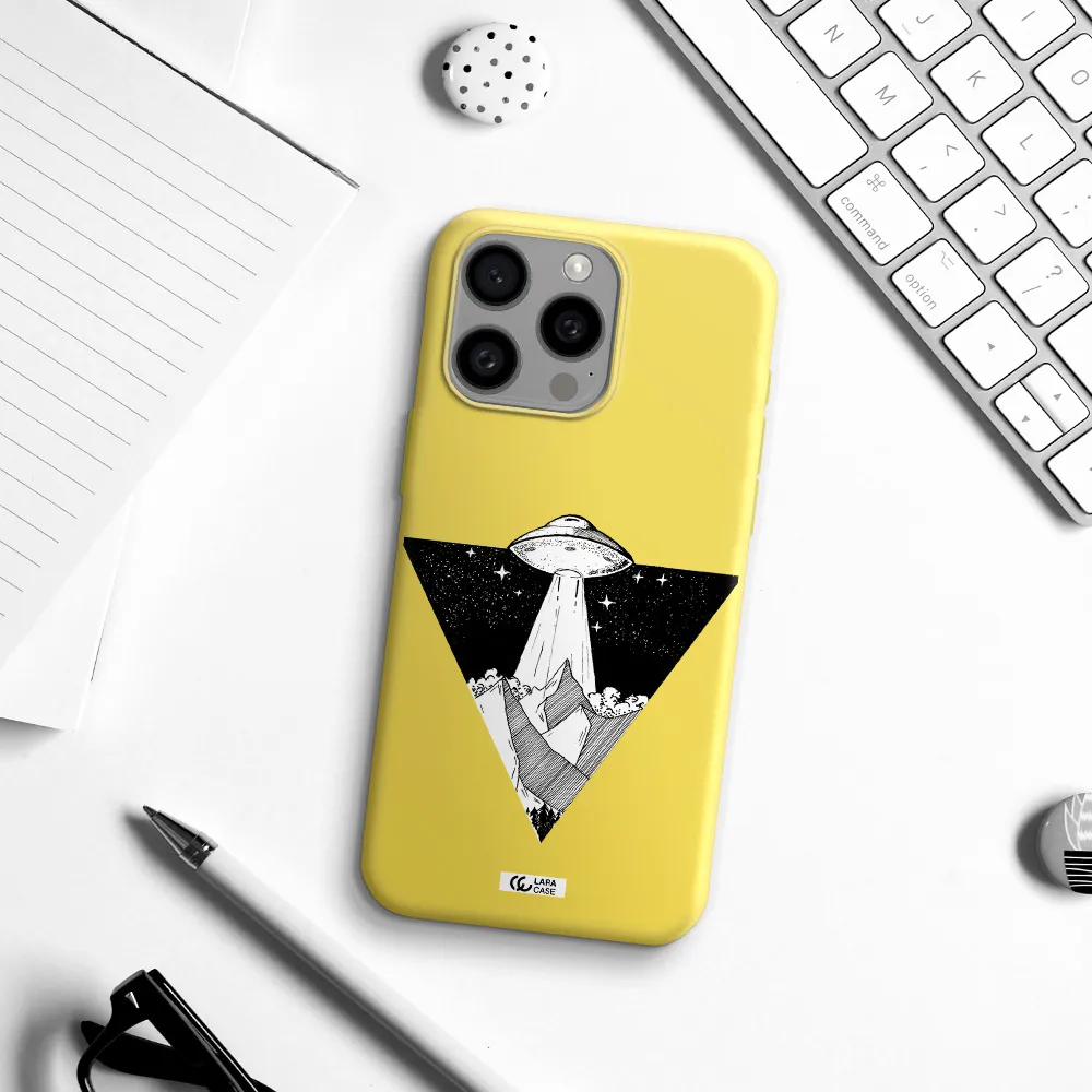a triangle with a ufo in the sky Apple Iphone 15 Pro max Silicone canary yellow Case