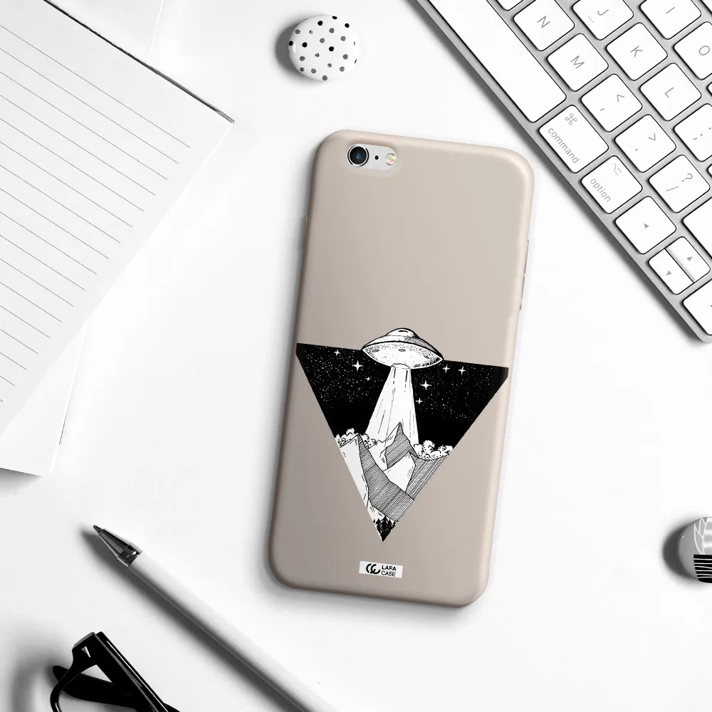a triangle with a ufo in the sky Apple iPhone 6 plus Silicone Stone Case