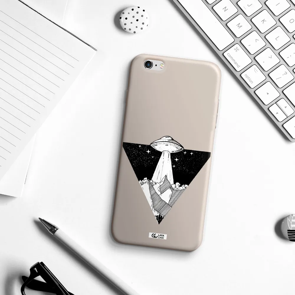 a triangle with a ufo in the sky Apple iPhone 6 s plus Silicone Stone Case