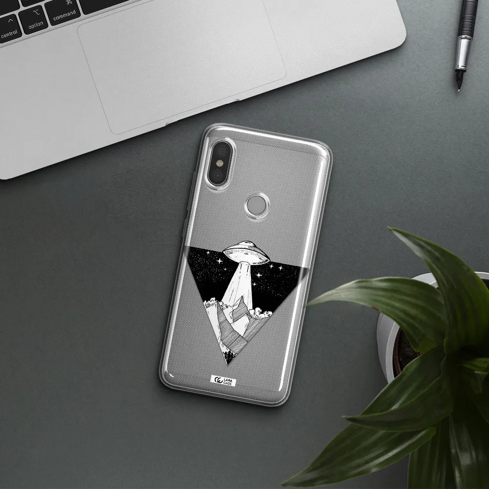 a triangle with a ufo in the sky Xiaomi Redmi Note 6 Pro Clear TPU Case