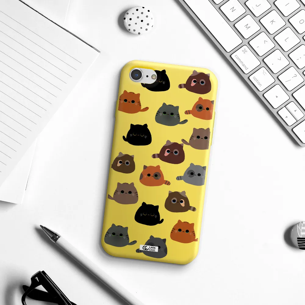 a group of cats with different colors Apple iPhone 7 Silicone canary yellow Case