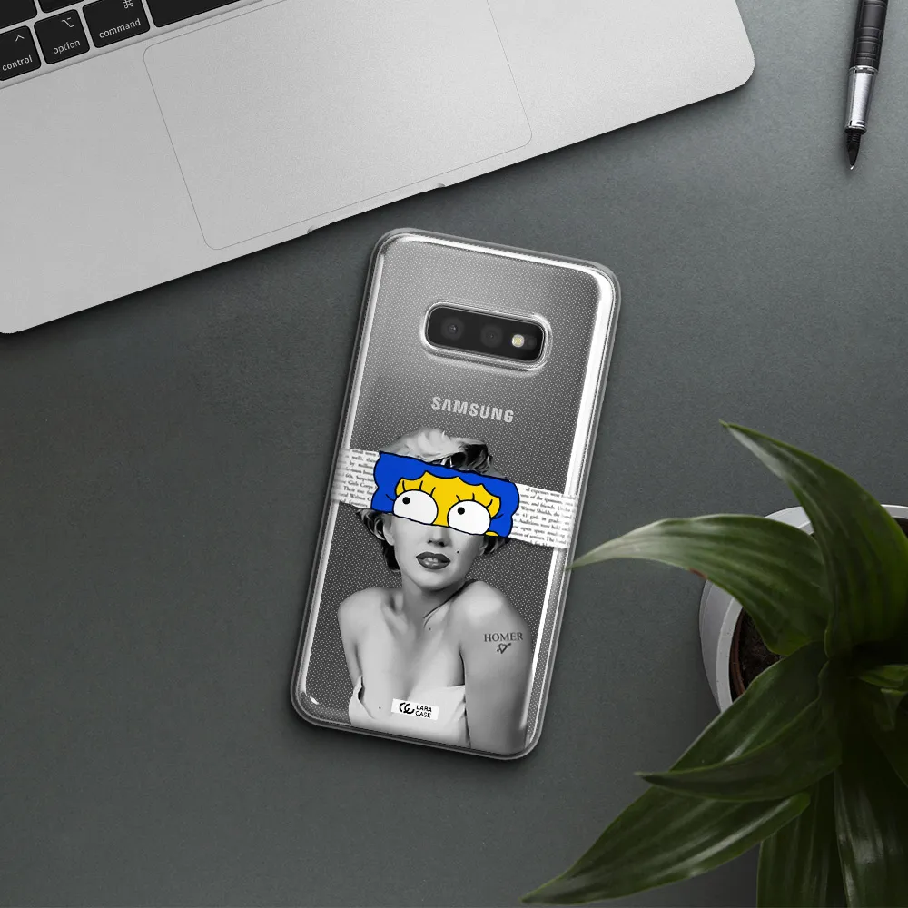 a woman with a cartoon on her head Samsung S10e Clear TPU Case