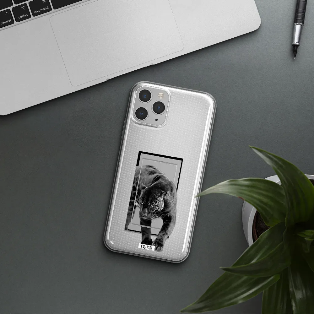 a black tiger with spots on its face Apple iPhone 11 pro Clear TPU Case