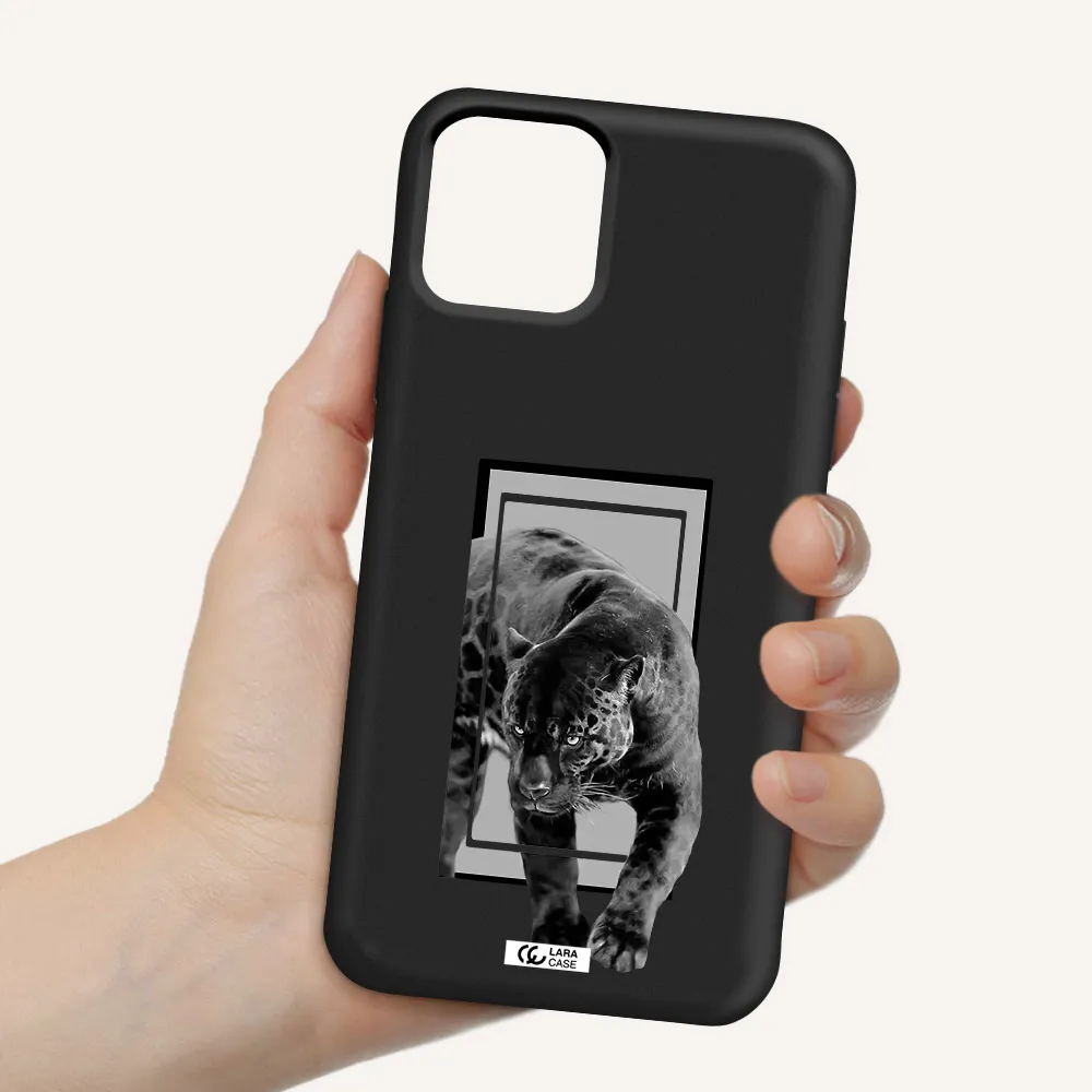 a black tiger with spots on its face Apple iPhone 11 pro max Silicone black Case