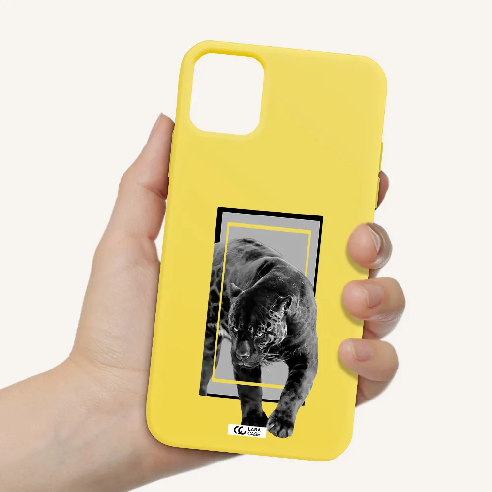 a black tiger with spots on its face Apple iPhone 11 Silicone canary yellow Case