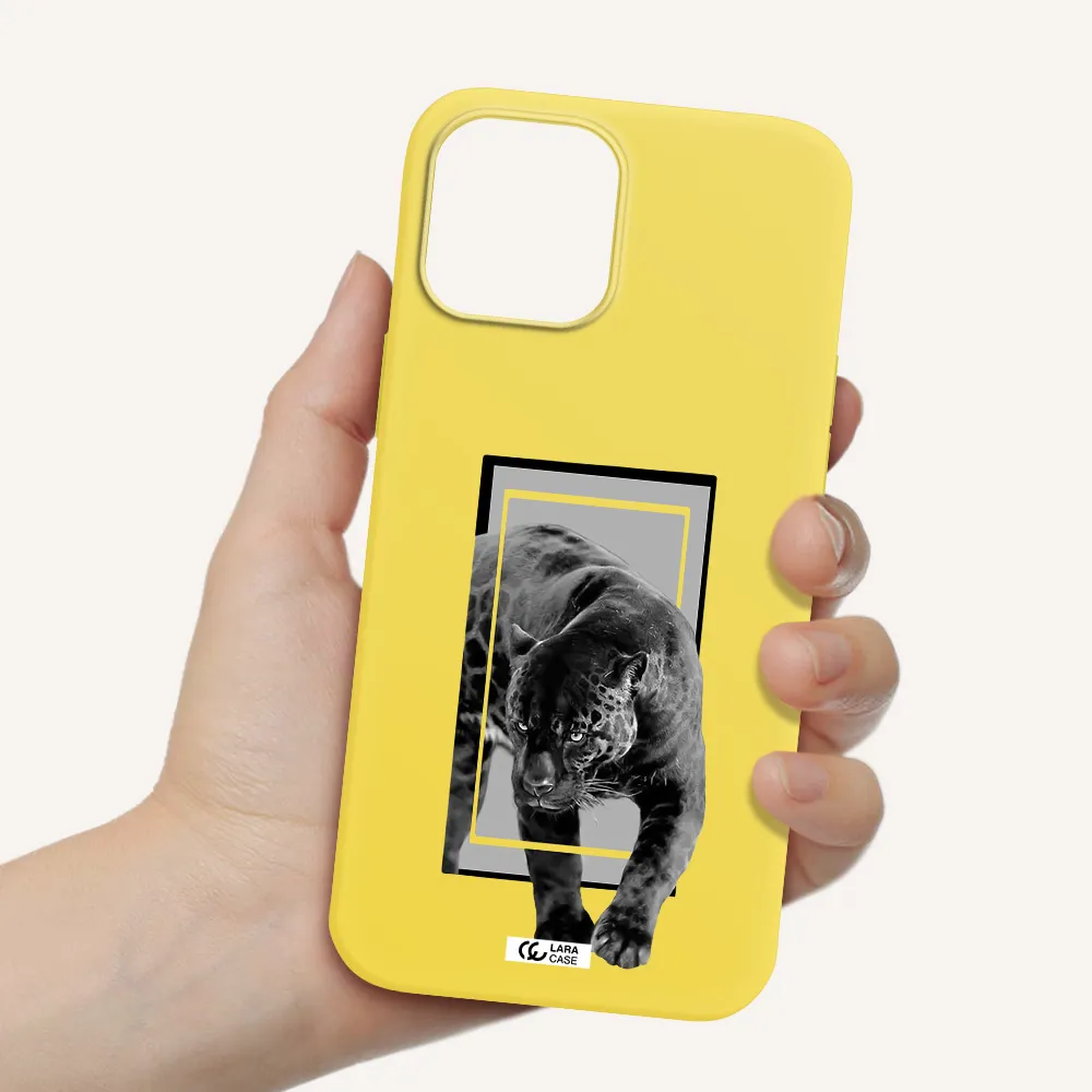 a black tiger with spots on its face Apple iPhone 12 pro Silicone canary yellow Case