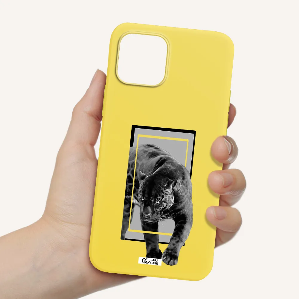 a black tiger with spots on its face Apple iPhone 12 Silicone canary yellow Case