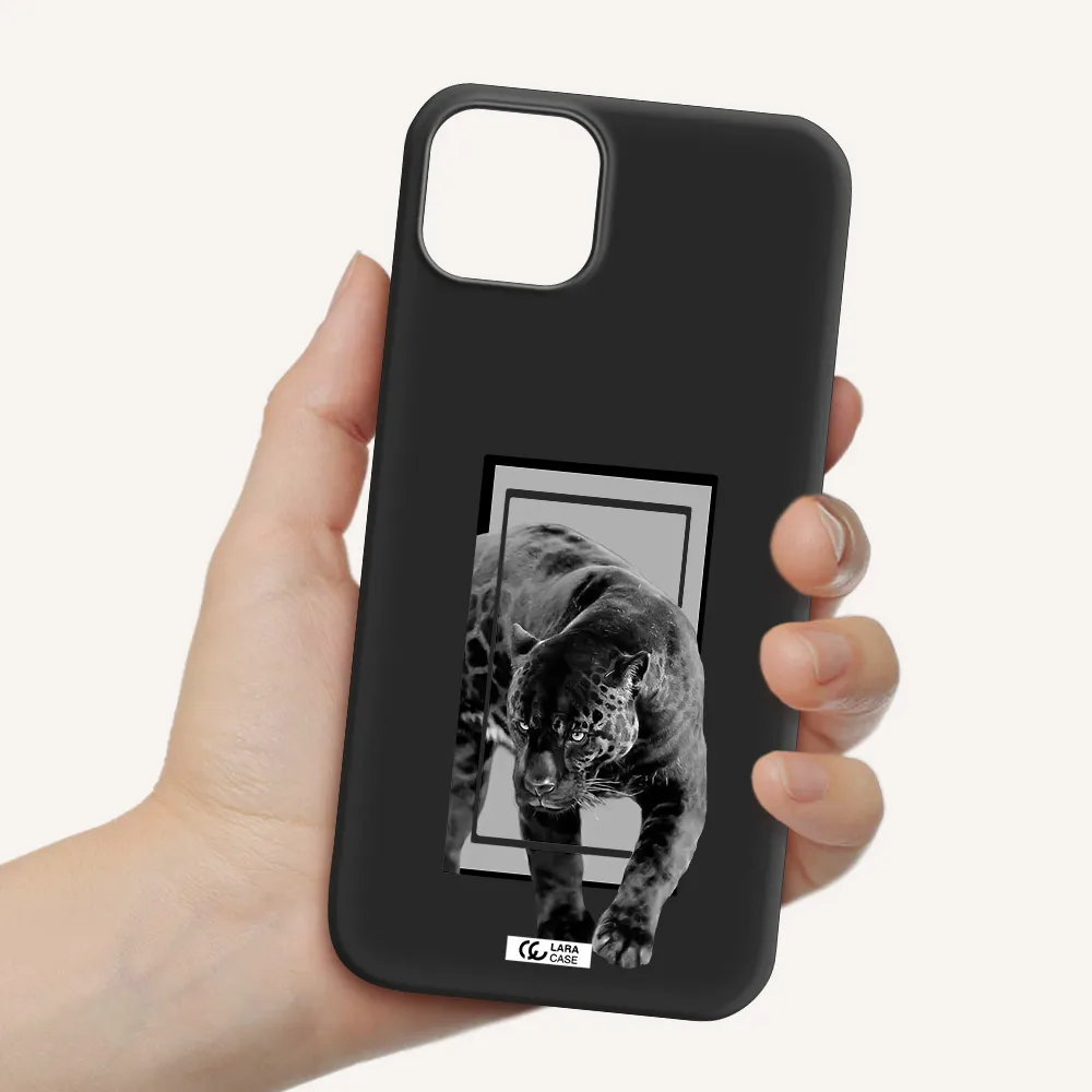 a black tiger with spots on its face Apple iPhone 14 plus Silicone black Case