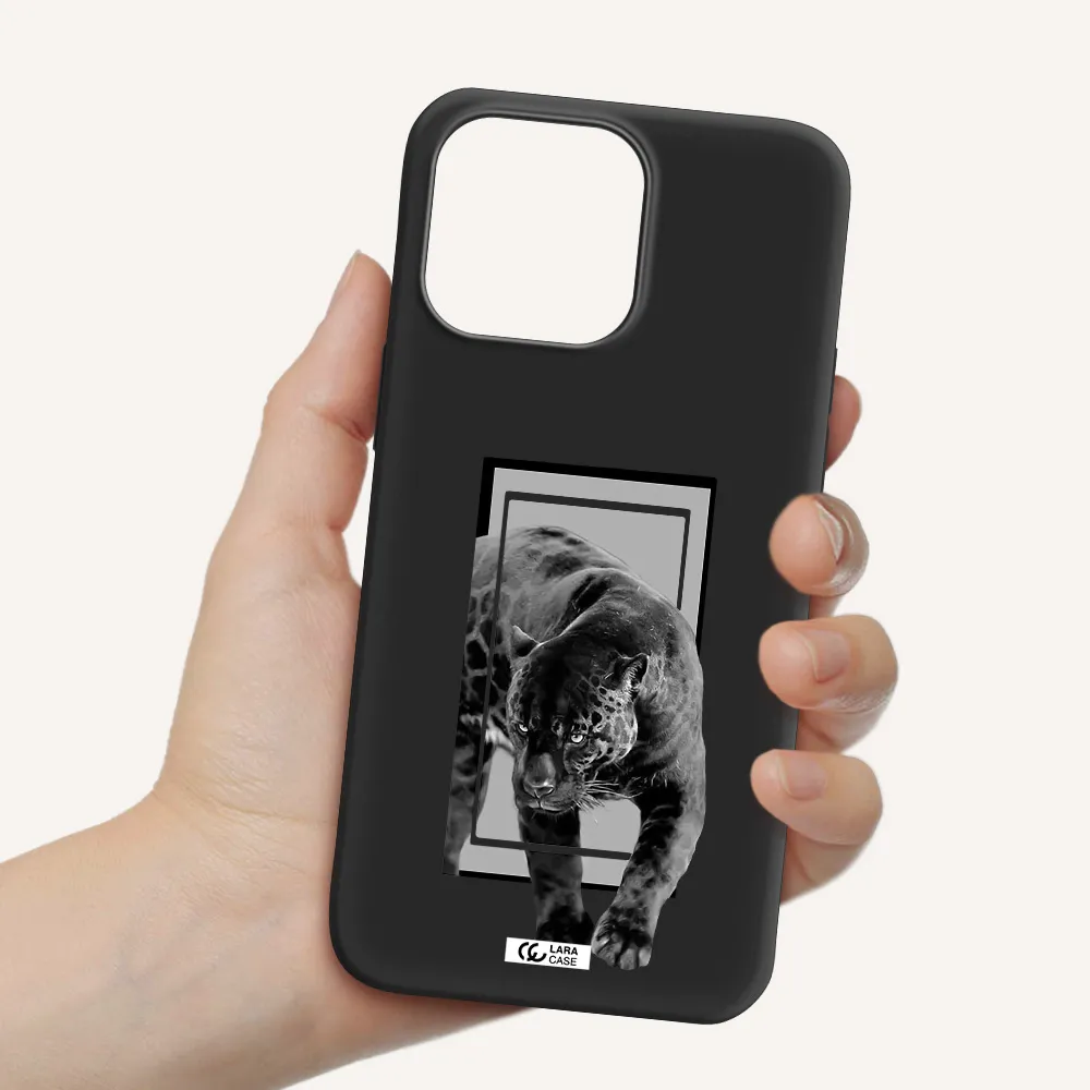 a black tiger with spots on its face Apple iPhone 14 pro Silicone black Case