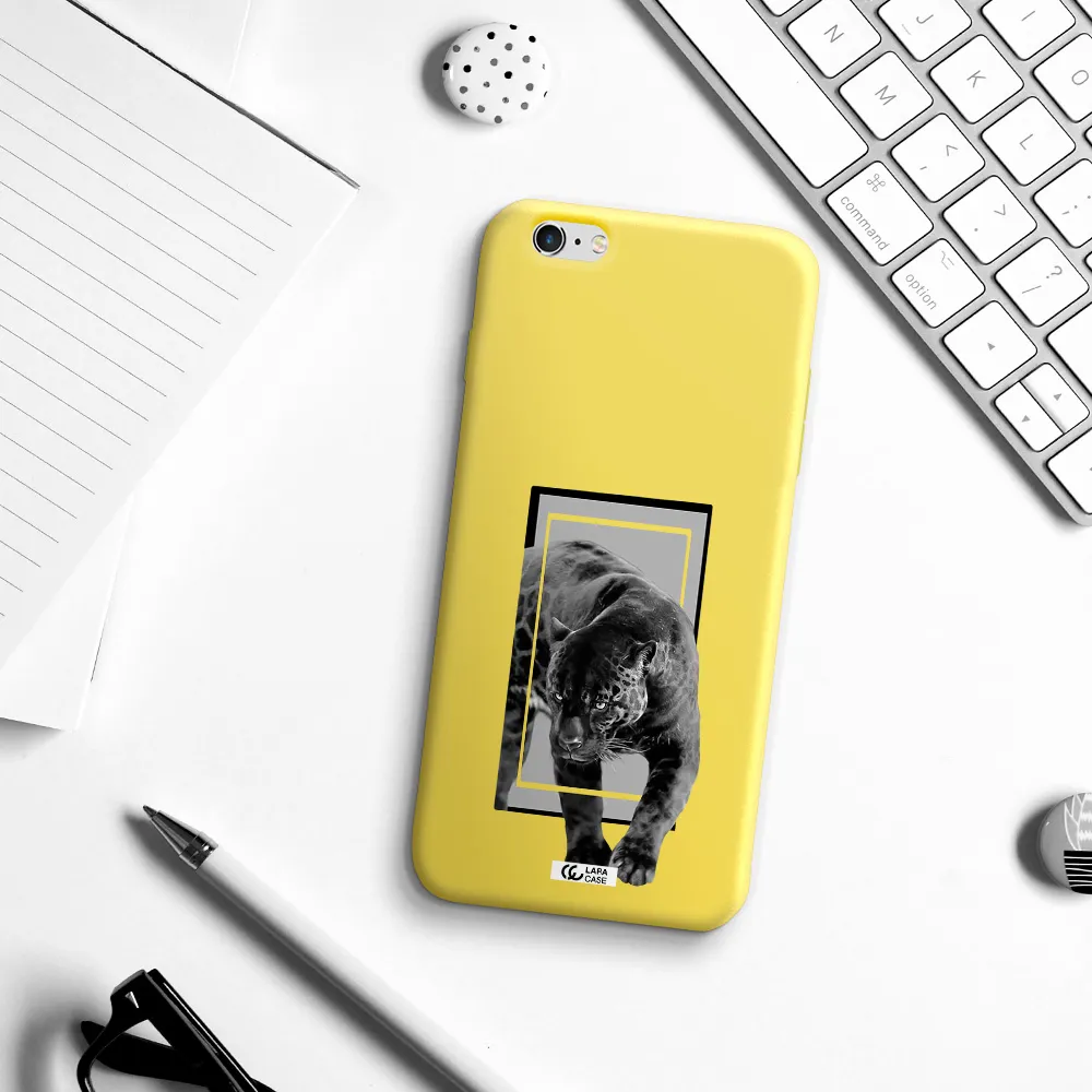 a black tiger with spots on its face Apple iPhone 6 plus Silicone canary yellow Case