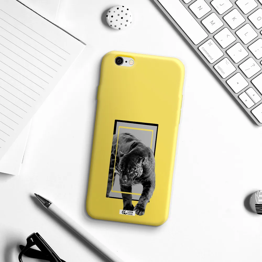 a black tiger with spots on its face Apple iPhone 6 Silicone canary yellow Case
