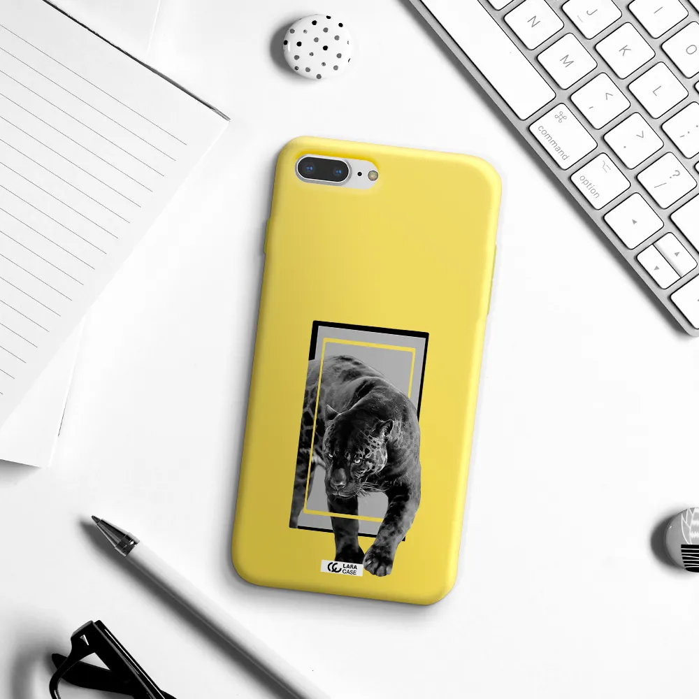 a black tiger with spots on its face Apple iPhone 8 plus Silicone canary yellow Case