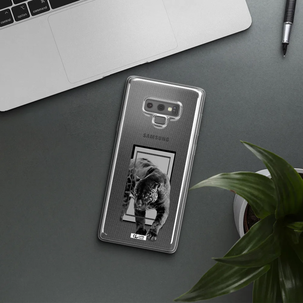 a black tiger with spots on its face Samsung Note 9 Clear TPU Case