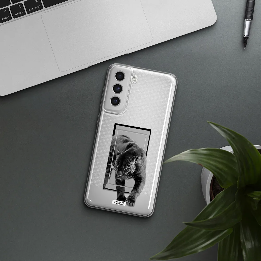 A Black Tiger With Spots On Its Face Samsung S21 Fe Clear Tpu Case