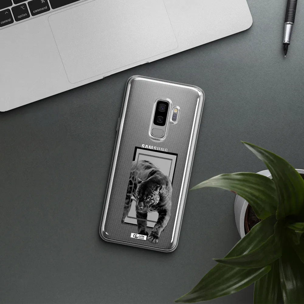 a black tiger with spots on its face Samsung S9 Plus Clear TPU Case
